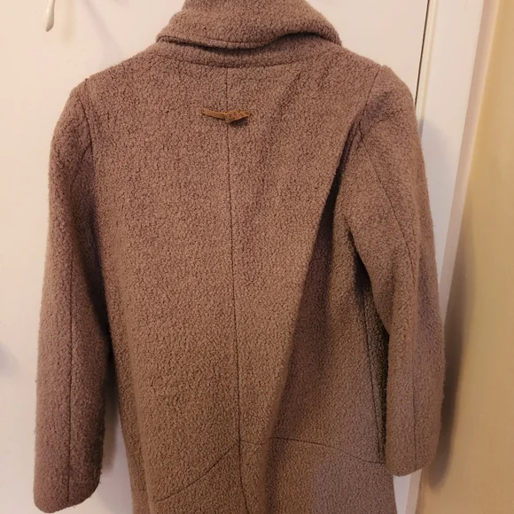 Jacket - Picture 4 of 4